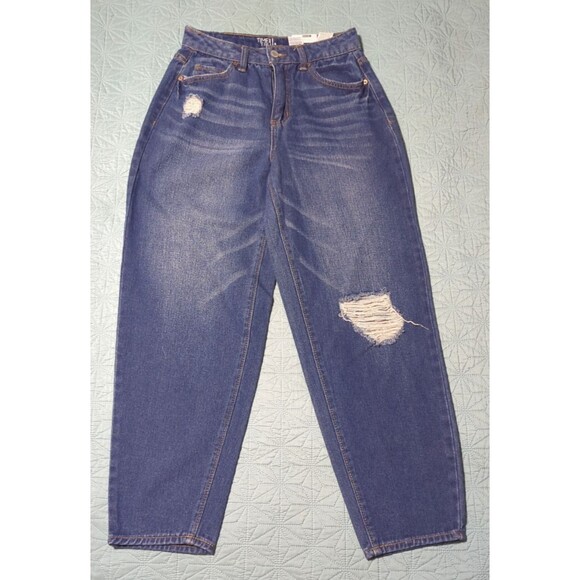 🆕️TIME AND TRU Women's Sz 2 Mid Wash High-Rise Barrell Jeans Whiskers Trendy - Picture 5 of 11